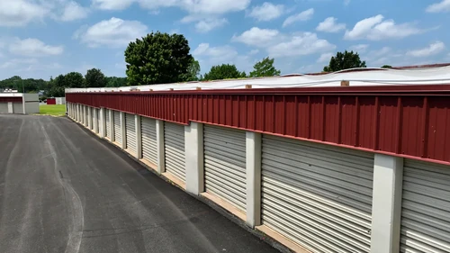 Locker Storage Broken Arrow storage facility exterior view